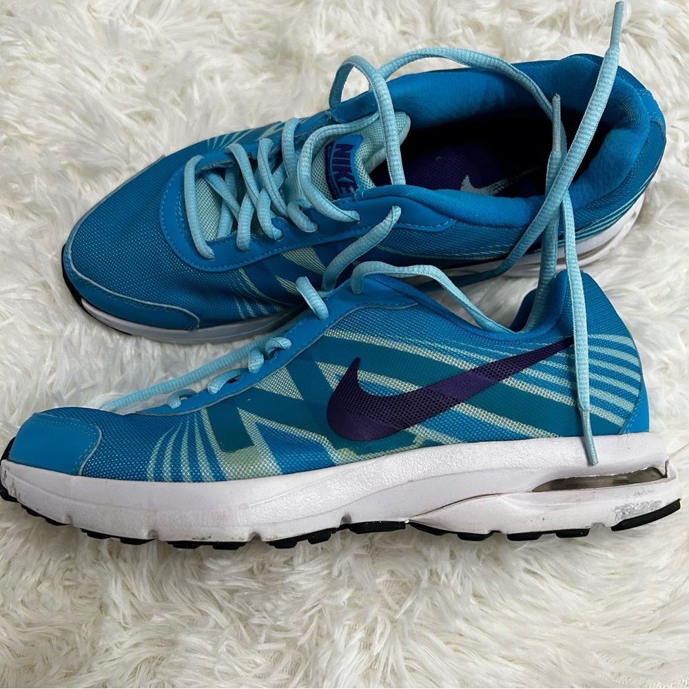 Nike Air Futuran Blue Sneakers with Cushioned Support 8.5 - Picture 5 of 6